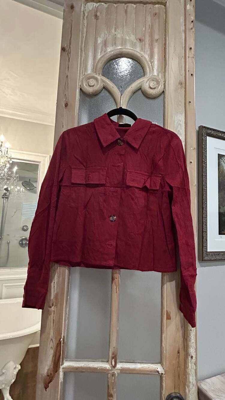 Olice Corduroy Shacket Size XS Wine Red Long Sleeve Cropped Button Down